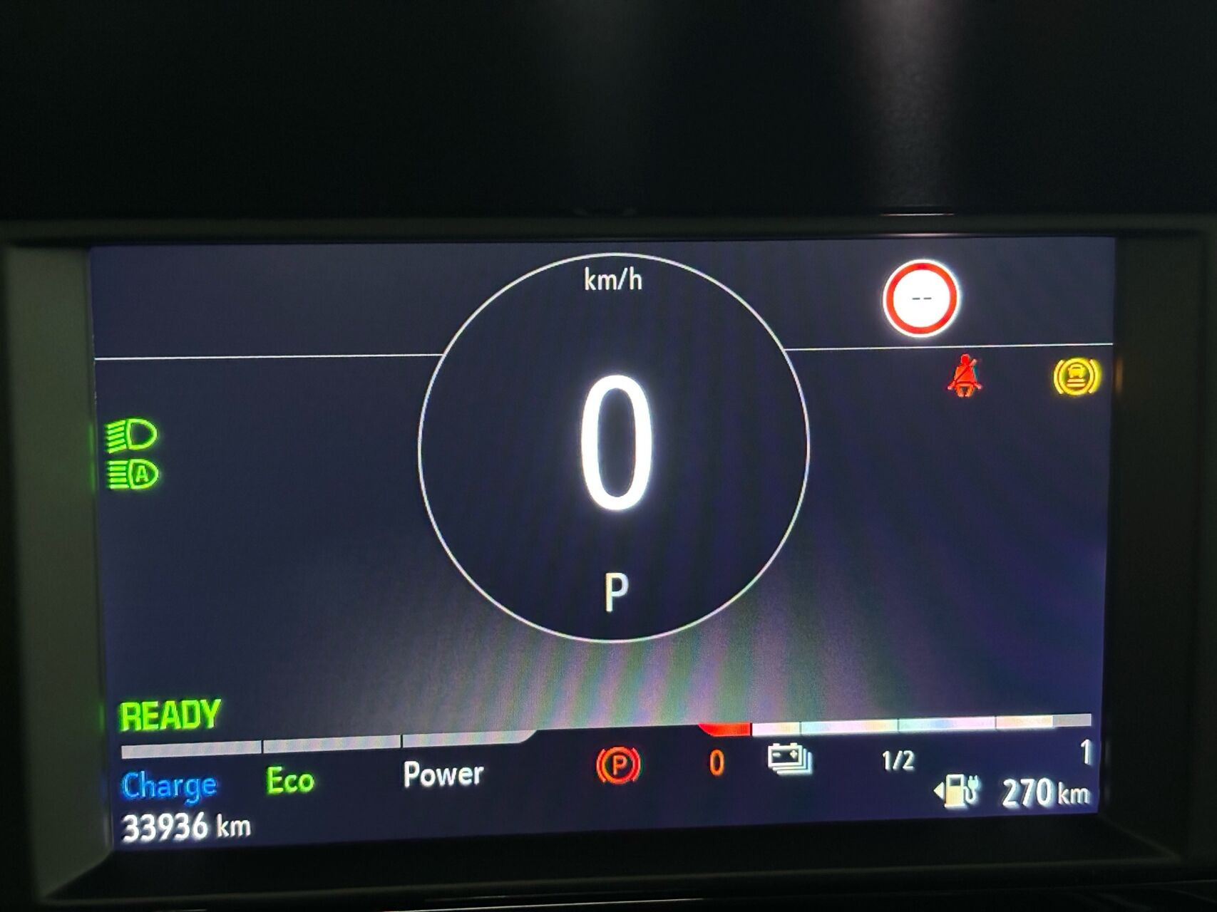 Grå Opel Mokka-e fra 2023