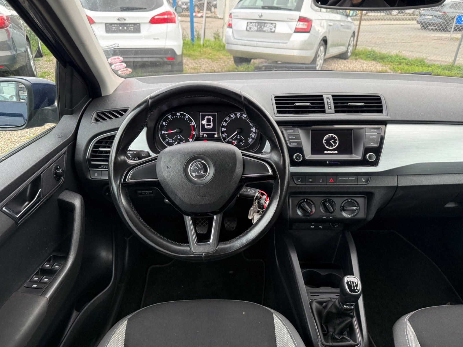 Blå Skoda Fabia fra 2016