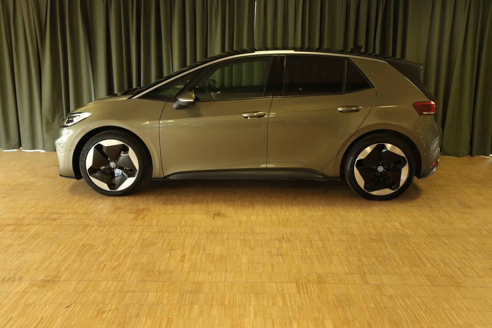 Grøn VW ID.3 fra 2023