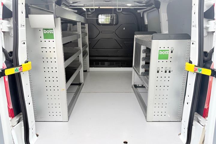 undefined Ford Transit Custom 300 L1 fra 2022