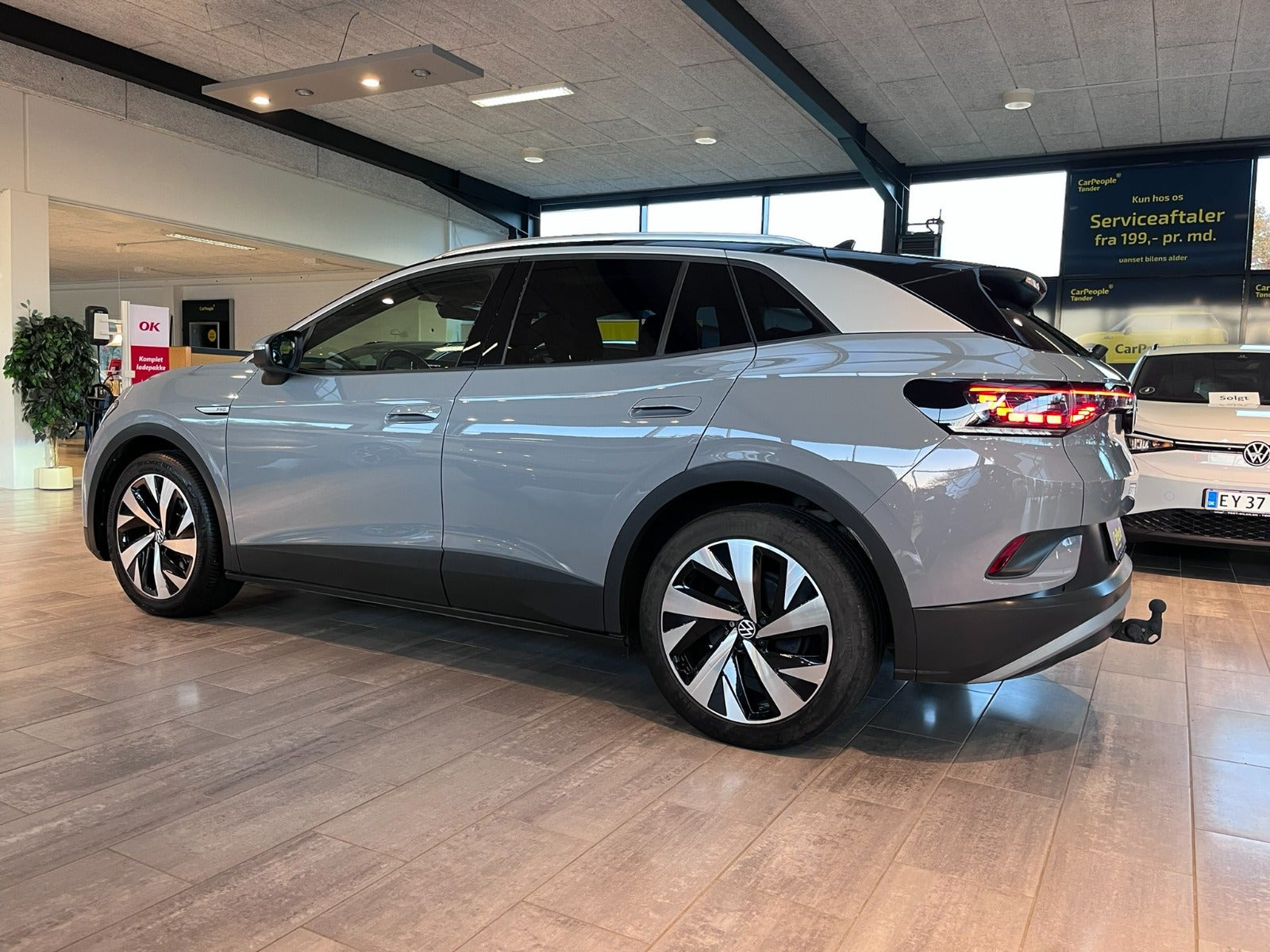 Grå VW ID.4 fra 2022