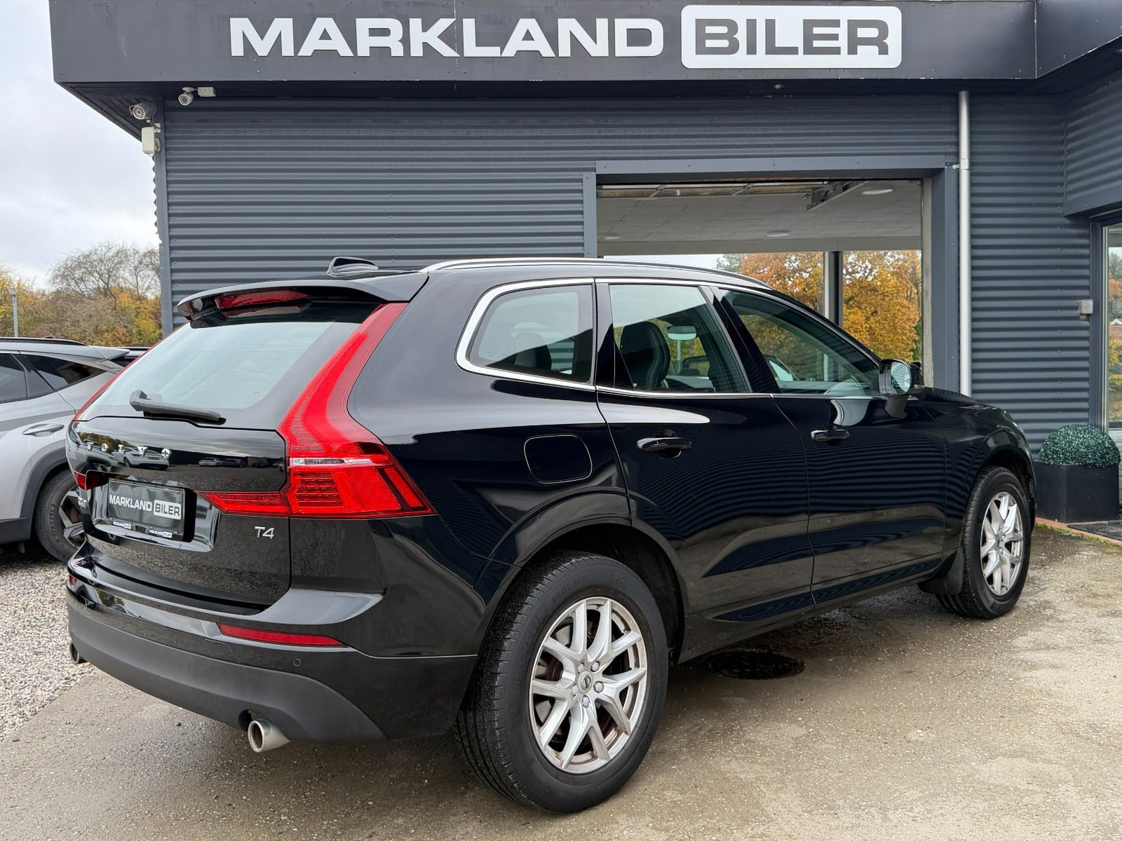 Sort Volvo XC60 fra 2020