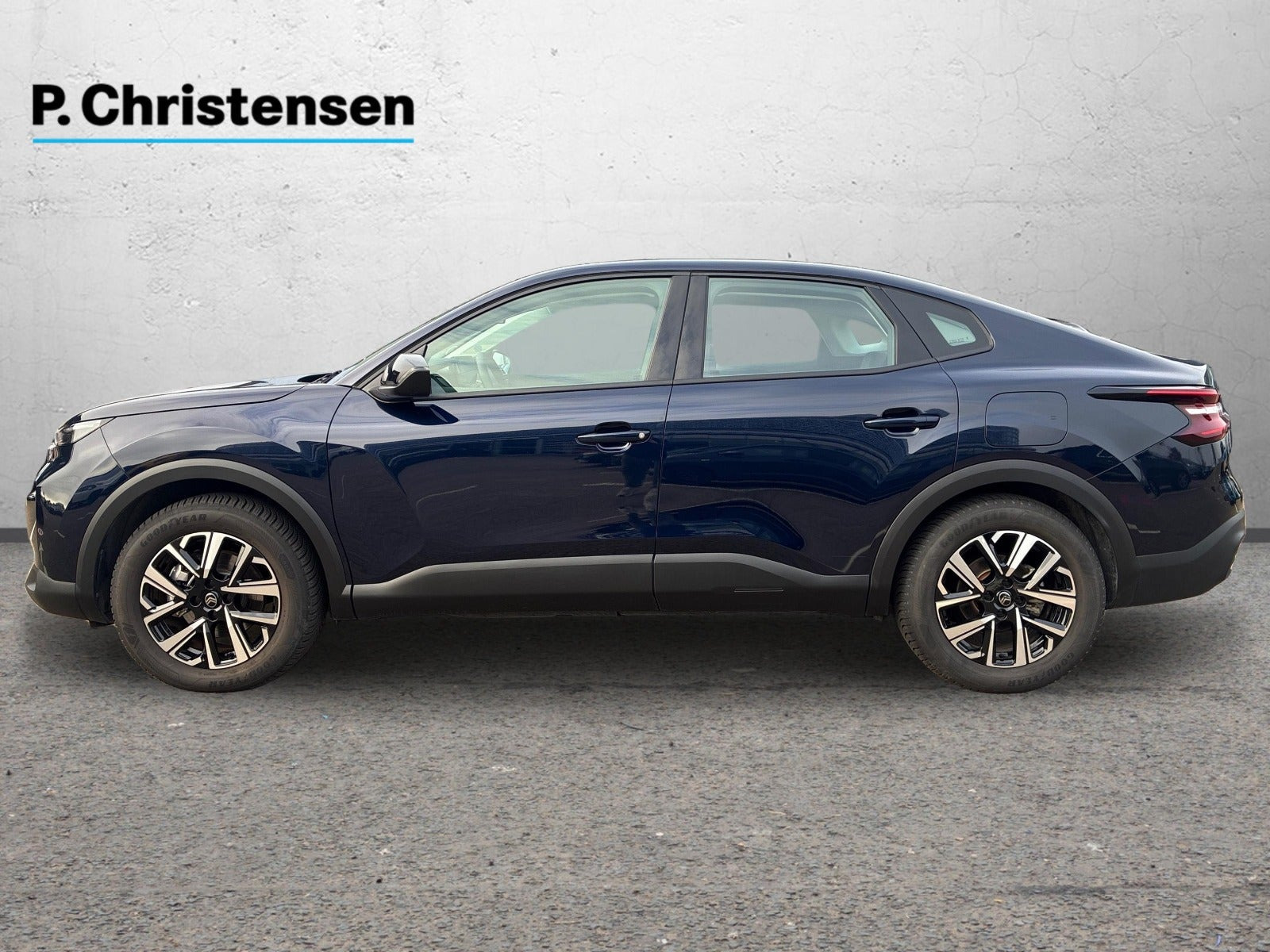 Blå Citroën ë-C4 X fra 2025