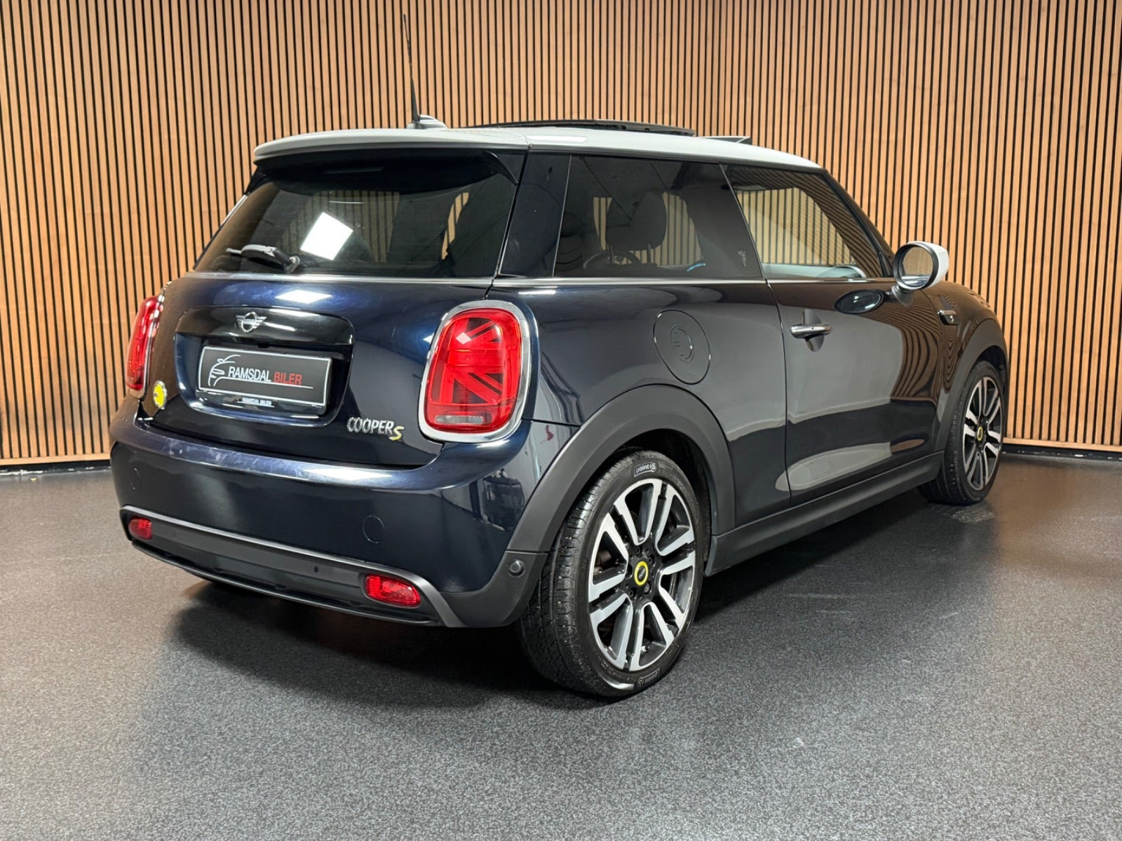 undefined Mini Cooper SE fra 2021