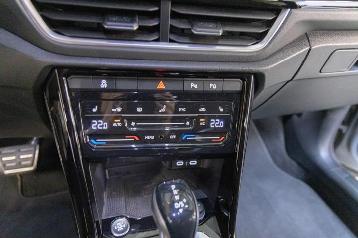 Sort VW T-Roc fra 2023
