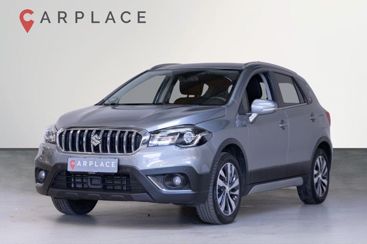 Sølv Suzuki S-Cross fra 2018