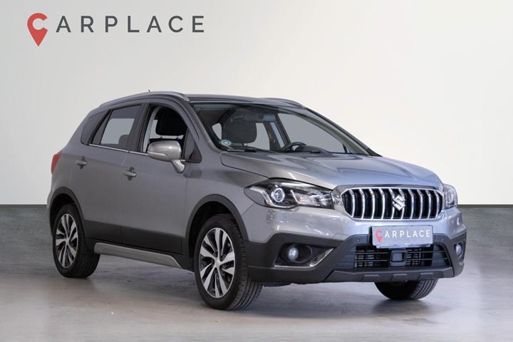 Sølv Suzuki S-Cross fra 2018