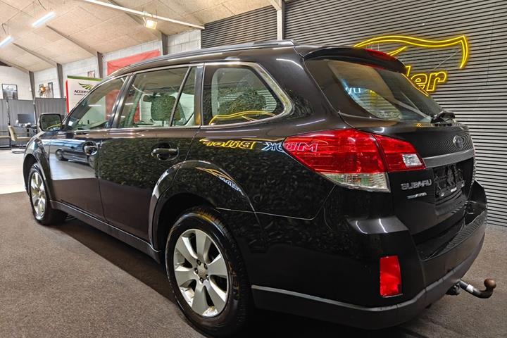 undefined Subaru Outback fra 2010