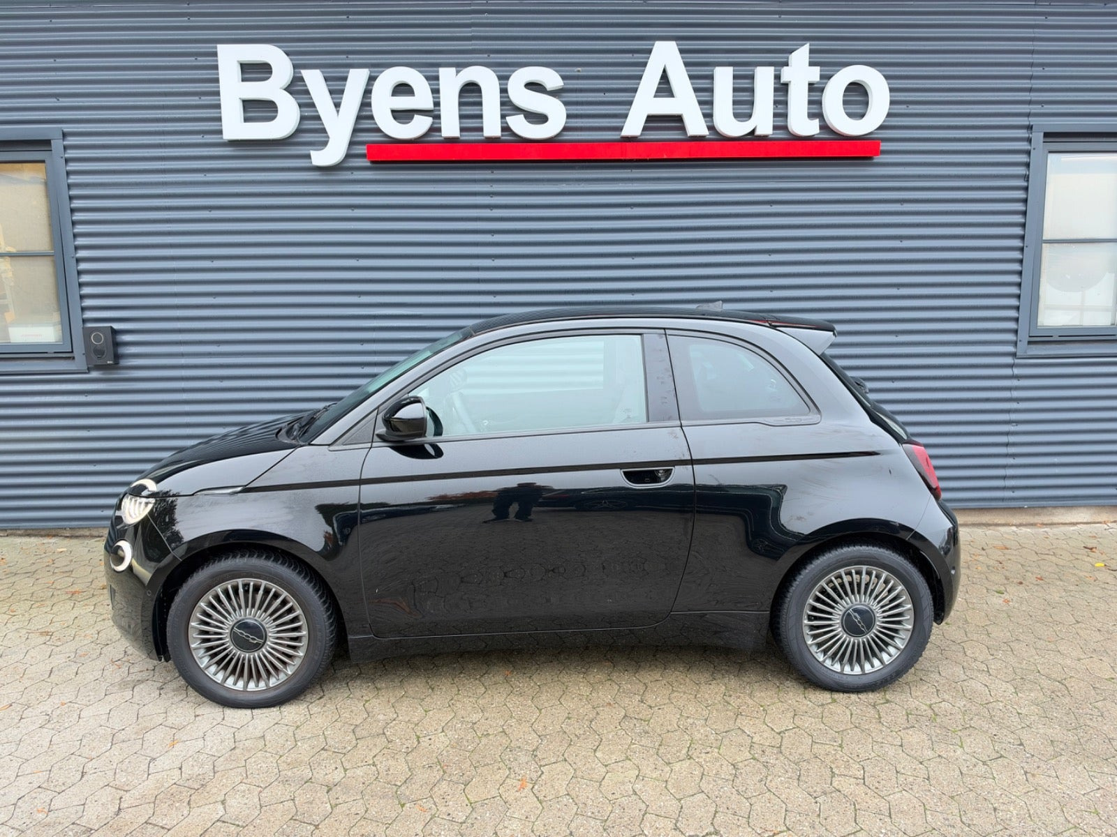 Sort Fiat 500e fra 2021
