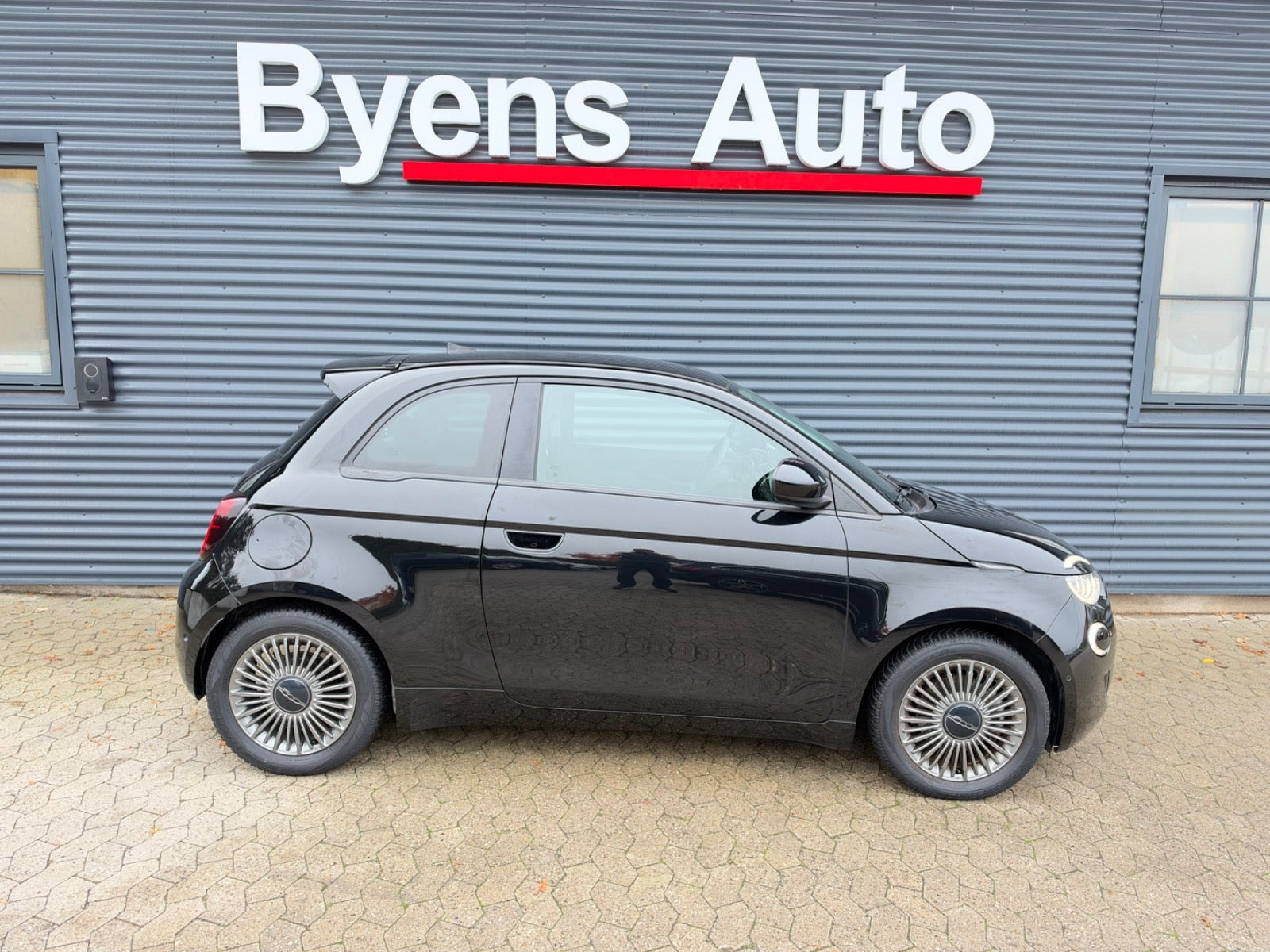 Sort Fiat 500e fra 2021