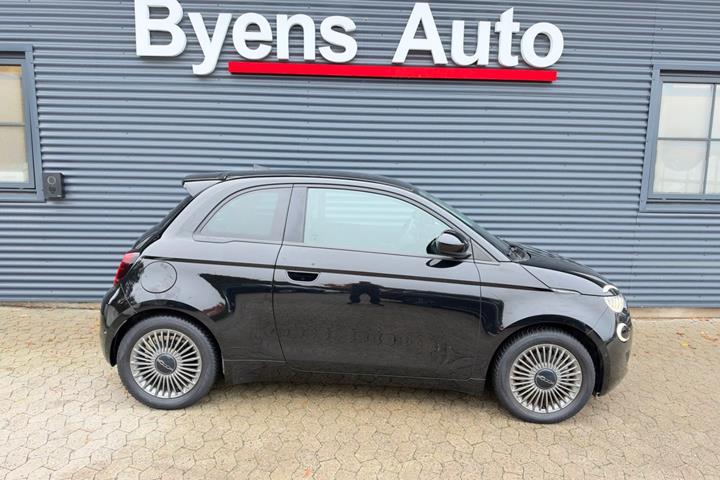 Sort Fiat 500e fra 2021