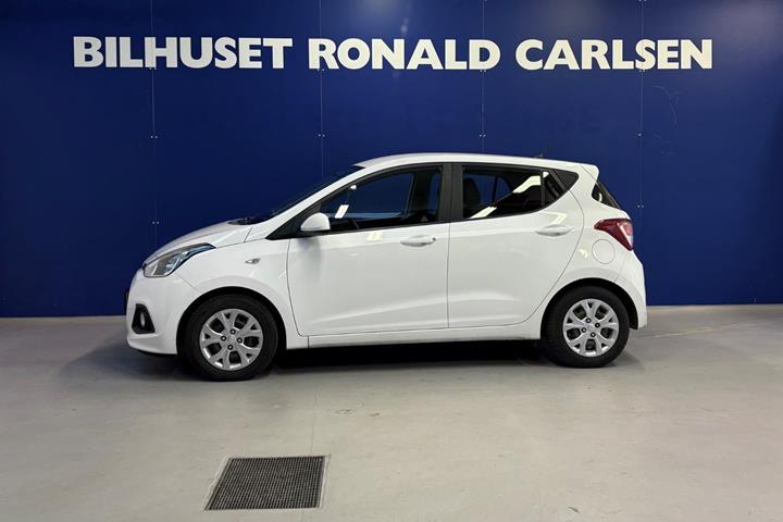 Hvid Hyundai i10 fra 2015