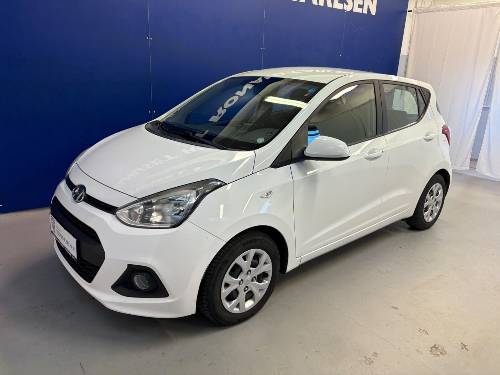 Hvid Hyundai i10 fra 2015