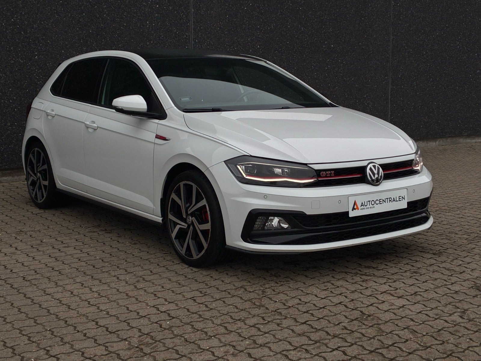 Hvid VW Polo fra 2018