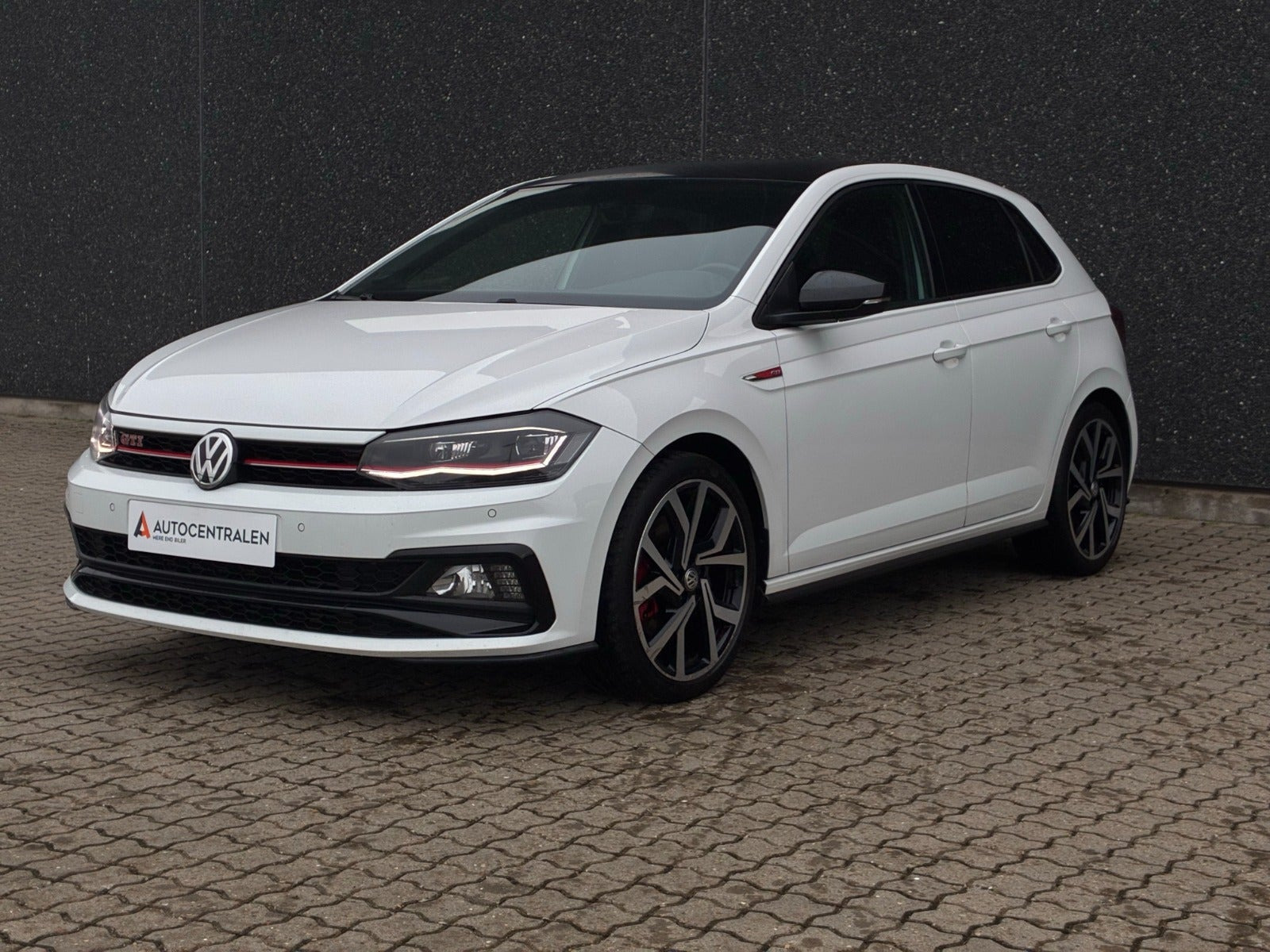 Hvid VW Polo fra 2018