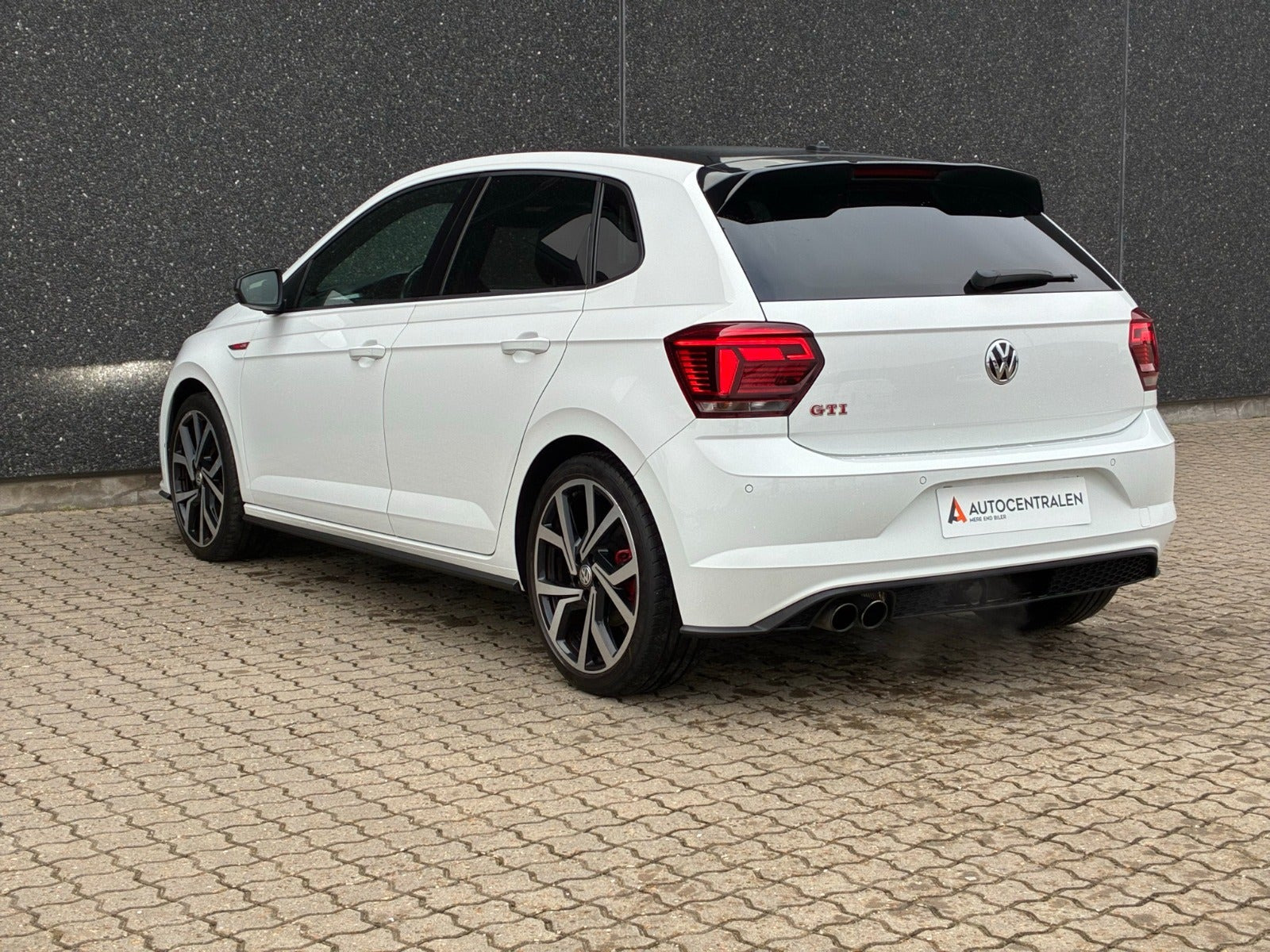 Hvid VW Polo fra 2018
