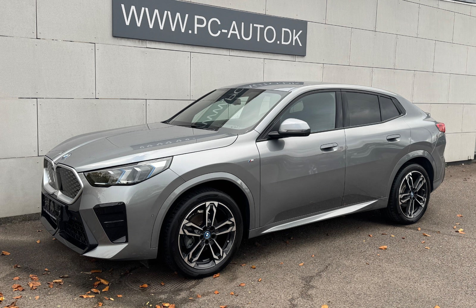 BMW iX2 eDrive20 Fully Charged M-Sport