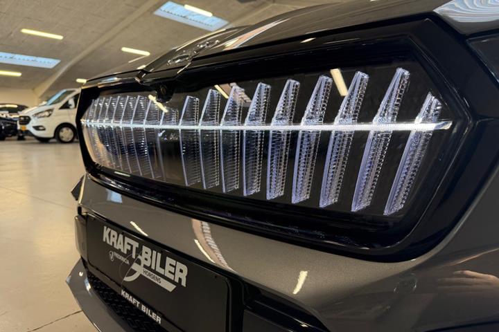 Grå Skoda Enyaq fra 2024