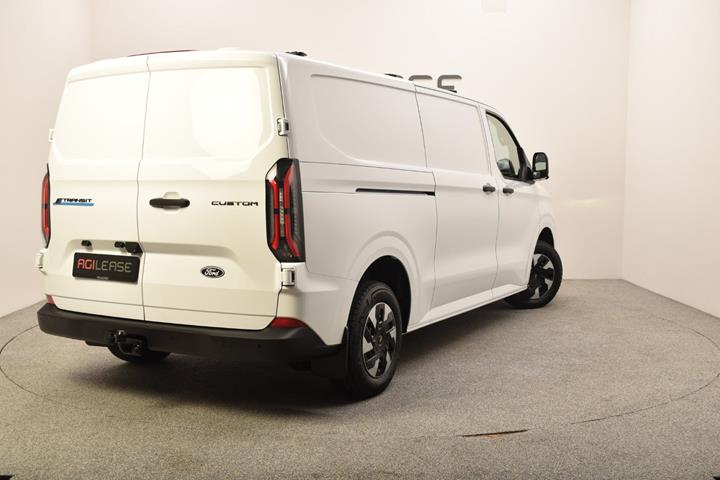 Hvid Ford E-Transit Custom 340 L2 fra 2027