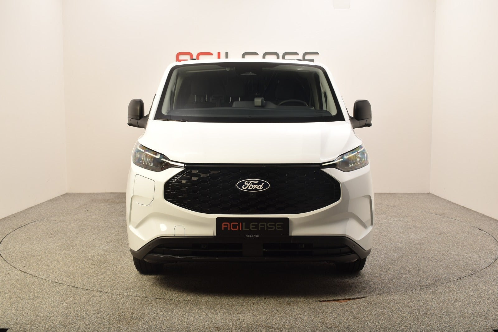 Hvid Ford E-Transit Custom 340 L2 fra 2027