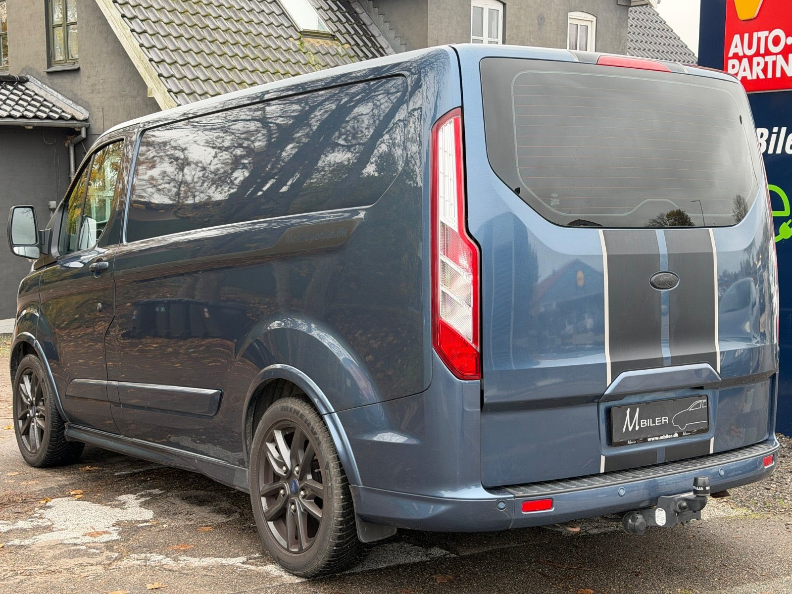 Blå Ford Transit Custom 290 L1 fra 2018