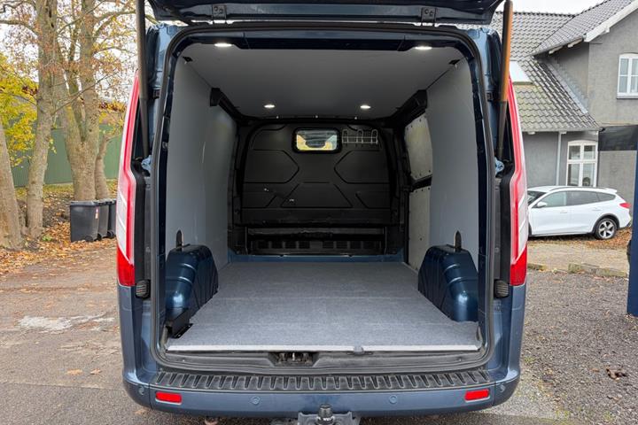 Blå Ford Transit Custom 290 L1 fra 2018