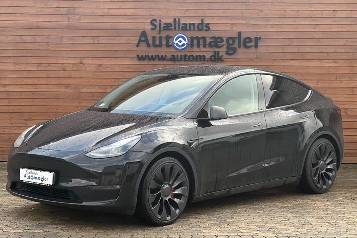 undefined Tesla Model Y fra 2023