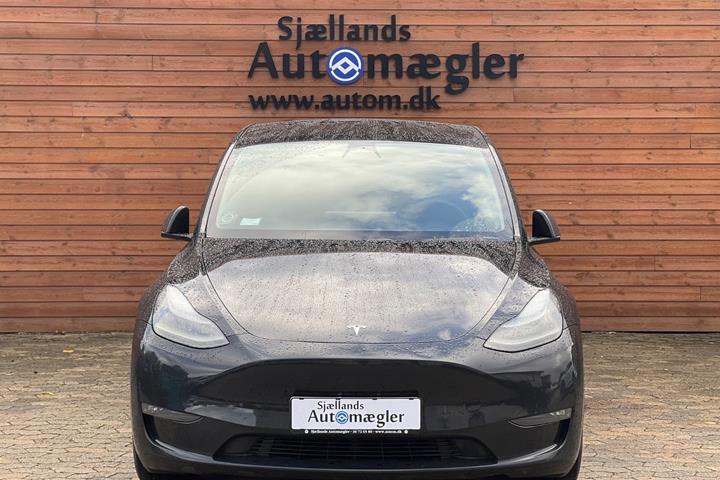 undefined Tesla Model Y fra 2023