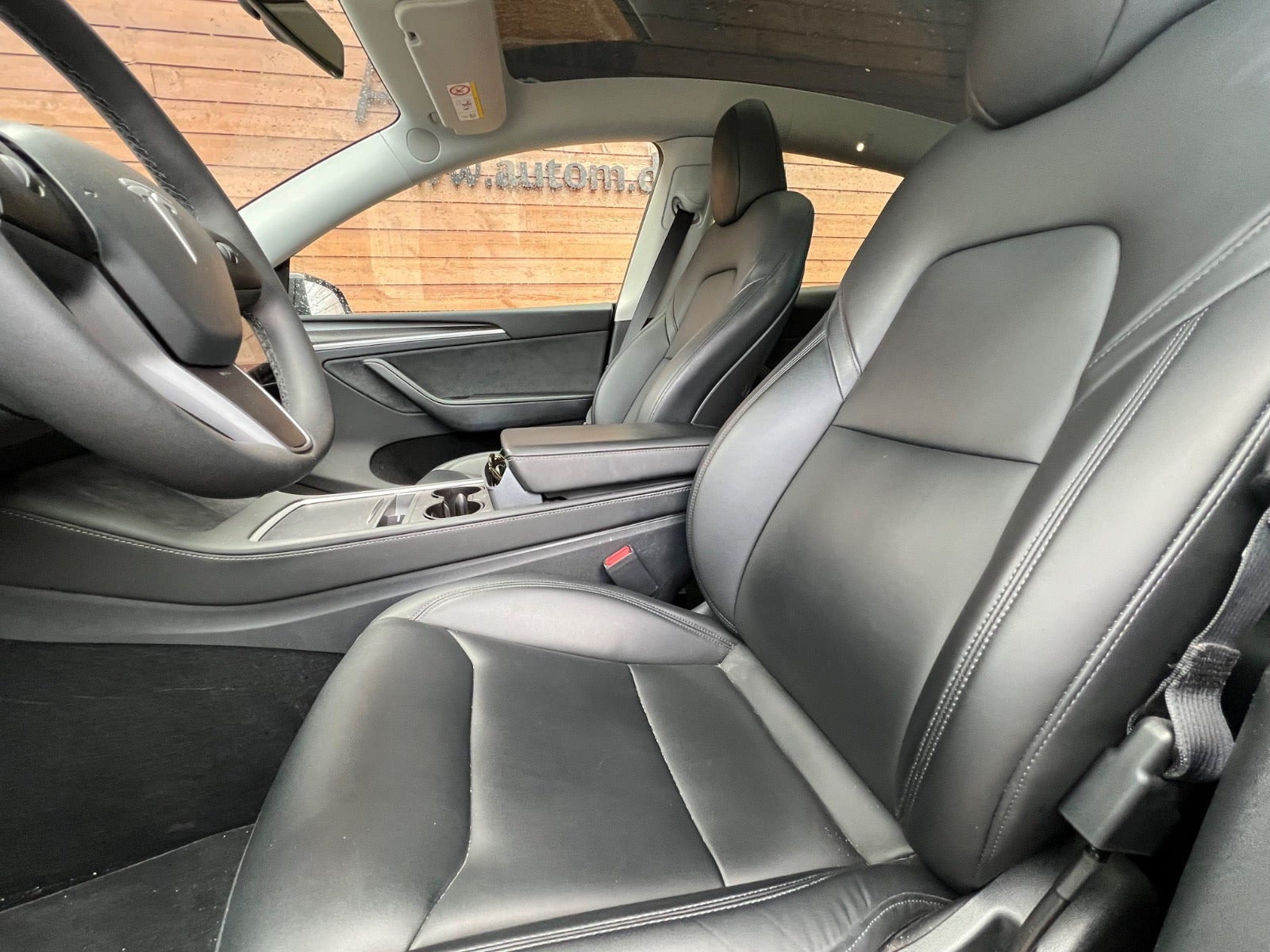undefined Tesla Model Y fra 2023