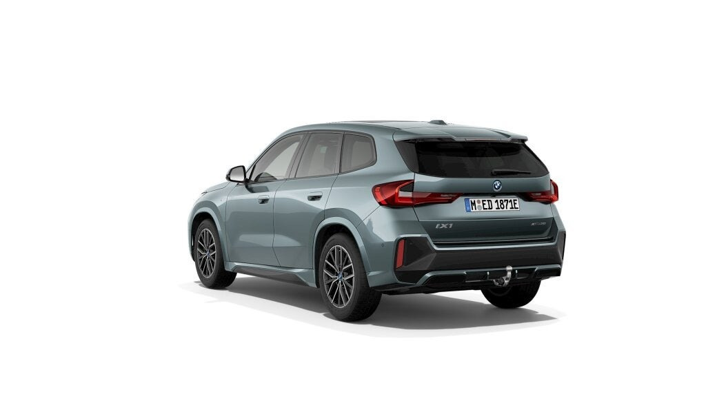 Grøn BMW iX1 fra 2024