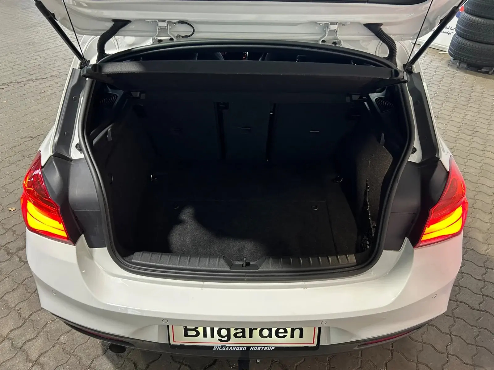 undefined BMW 118i fra 2017