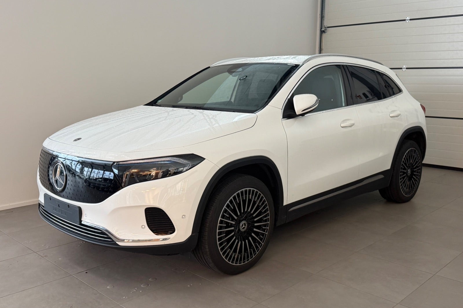 Mercedes EQA300 Progressive 4Matic