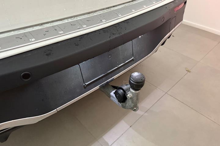 Hvid Mercedes EQA250+ fra 2026