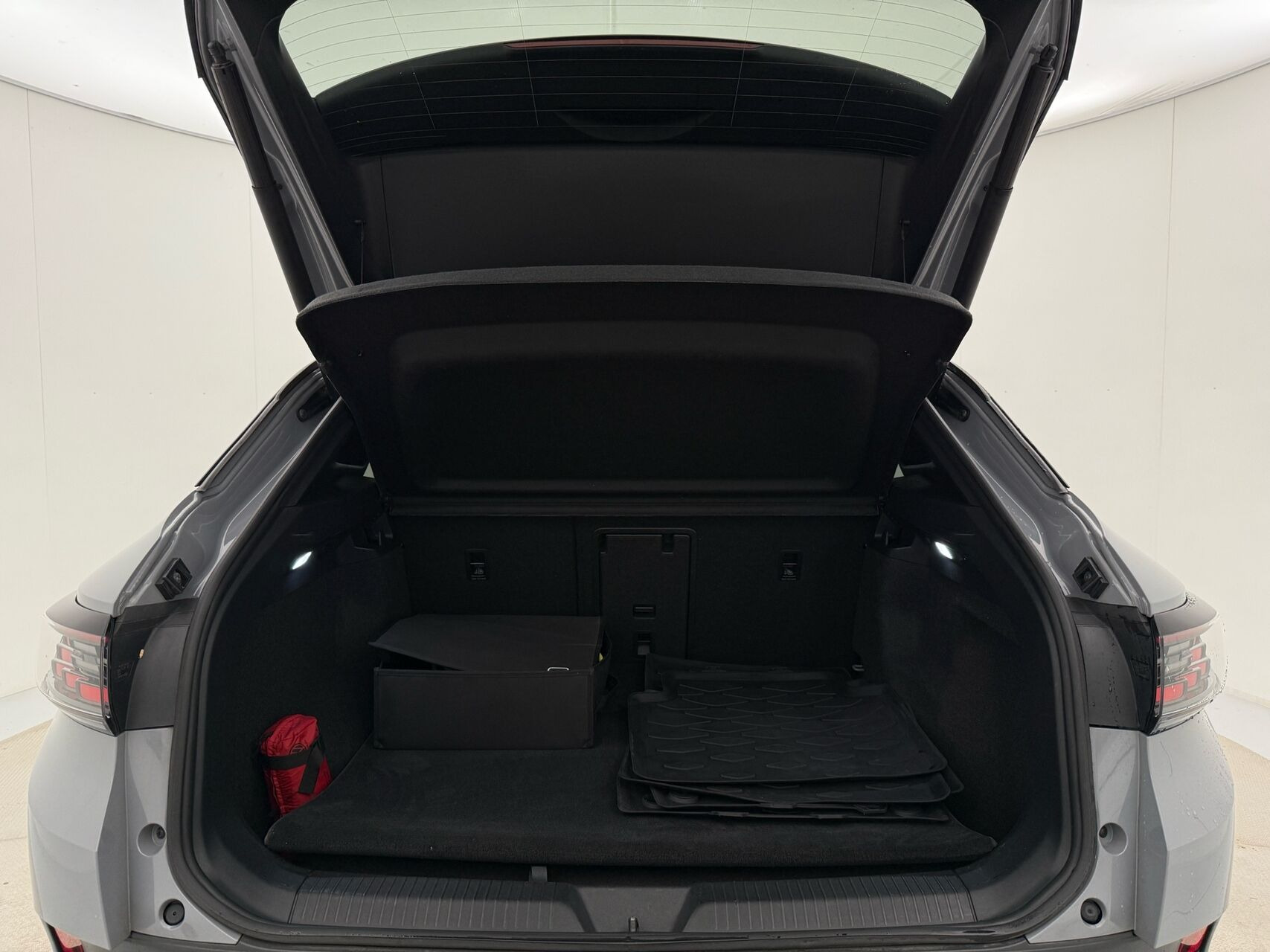 Grå VW ID.4 fra 2022