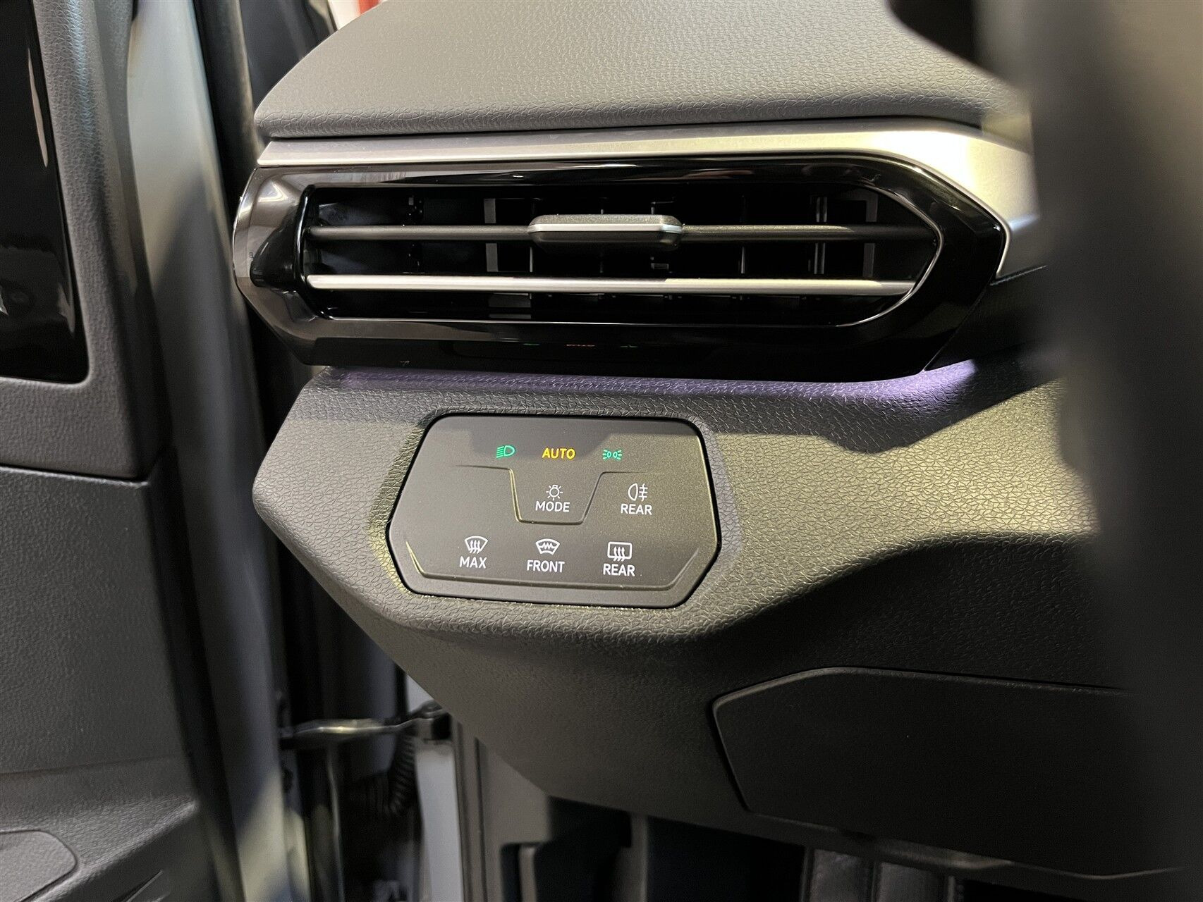 Grå VW ID.4 fra 2023