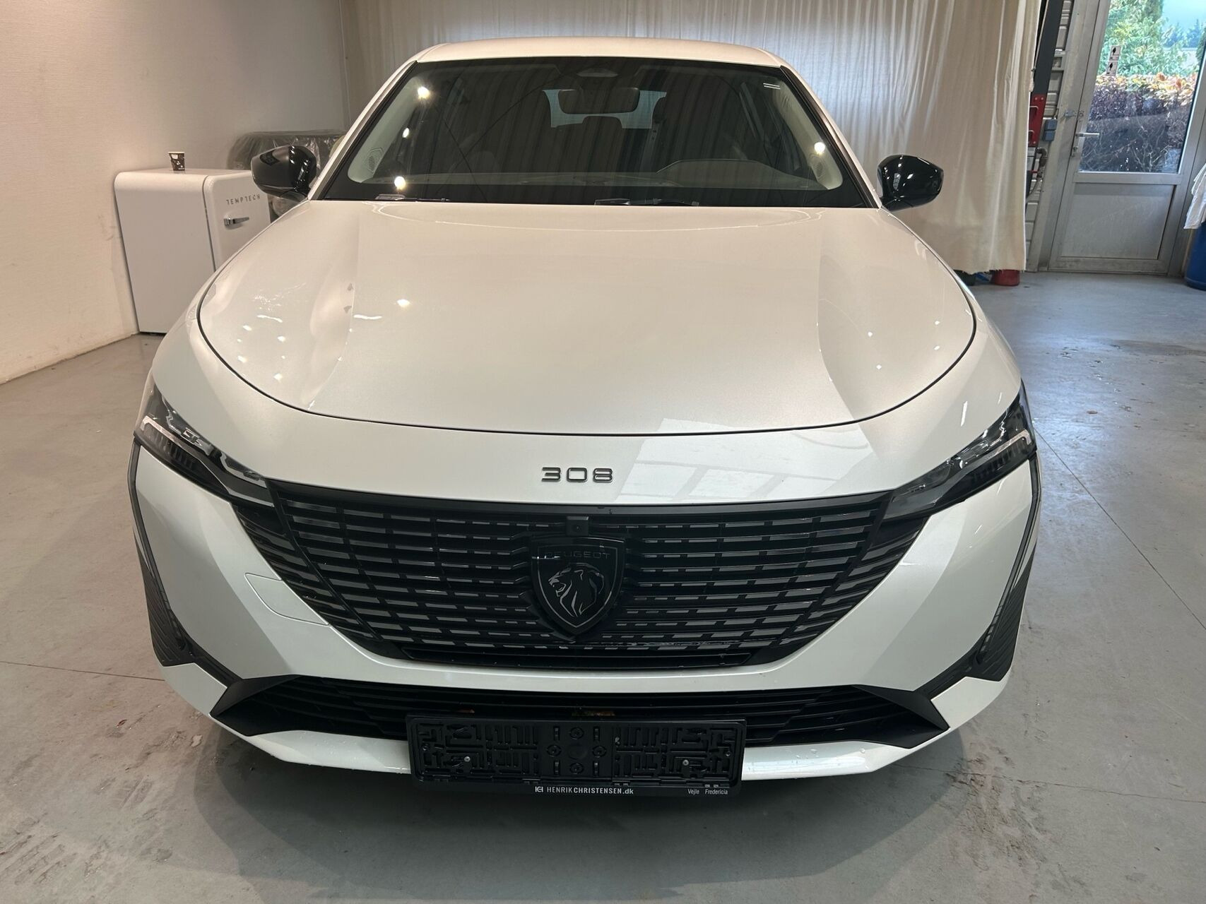 Hvid Peugeot 308 fra 2023