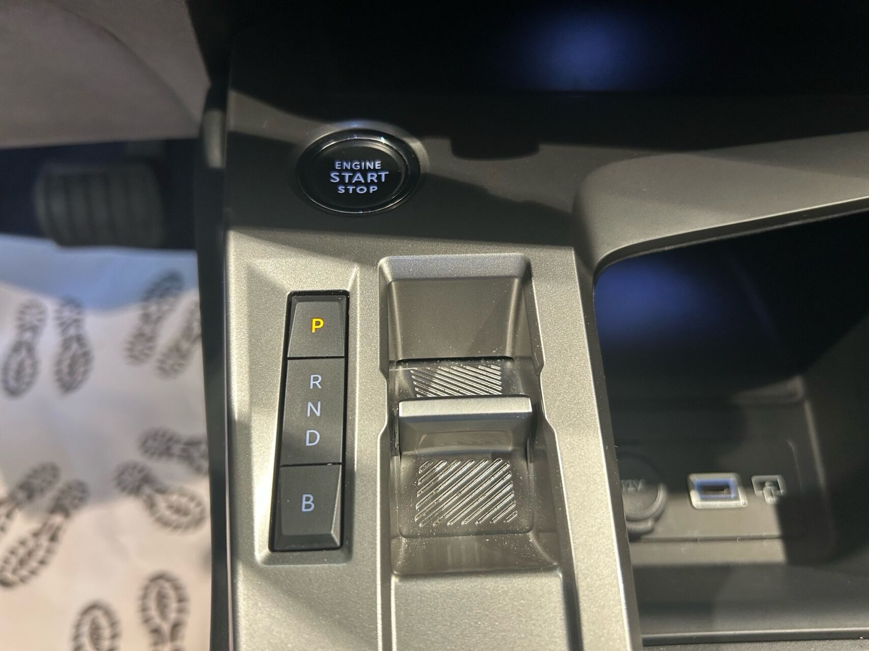 Hvid Peugeot 308 fra 2023