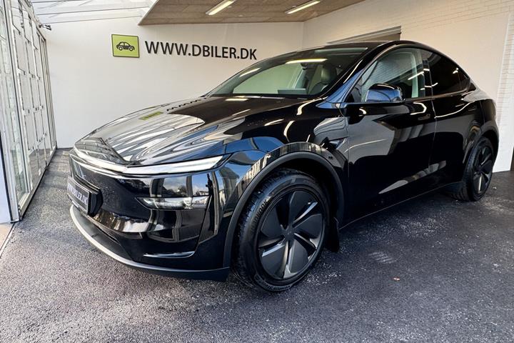 Sort Tesla Model Y fra 2025