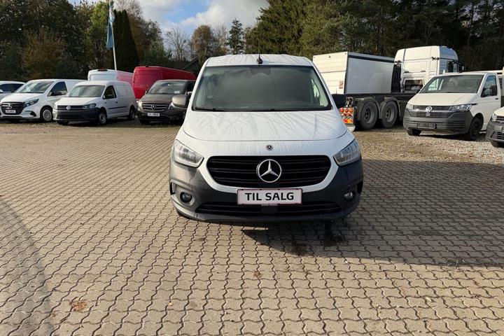 Hvid Mercedes Citan fra 2022