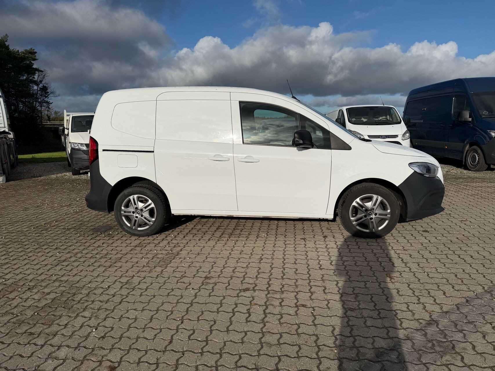 Hvid Mercedes Citan fra 2022