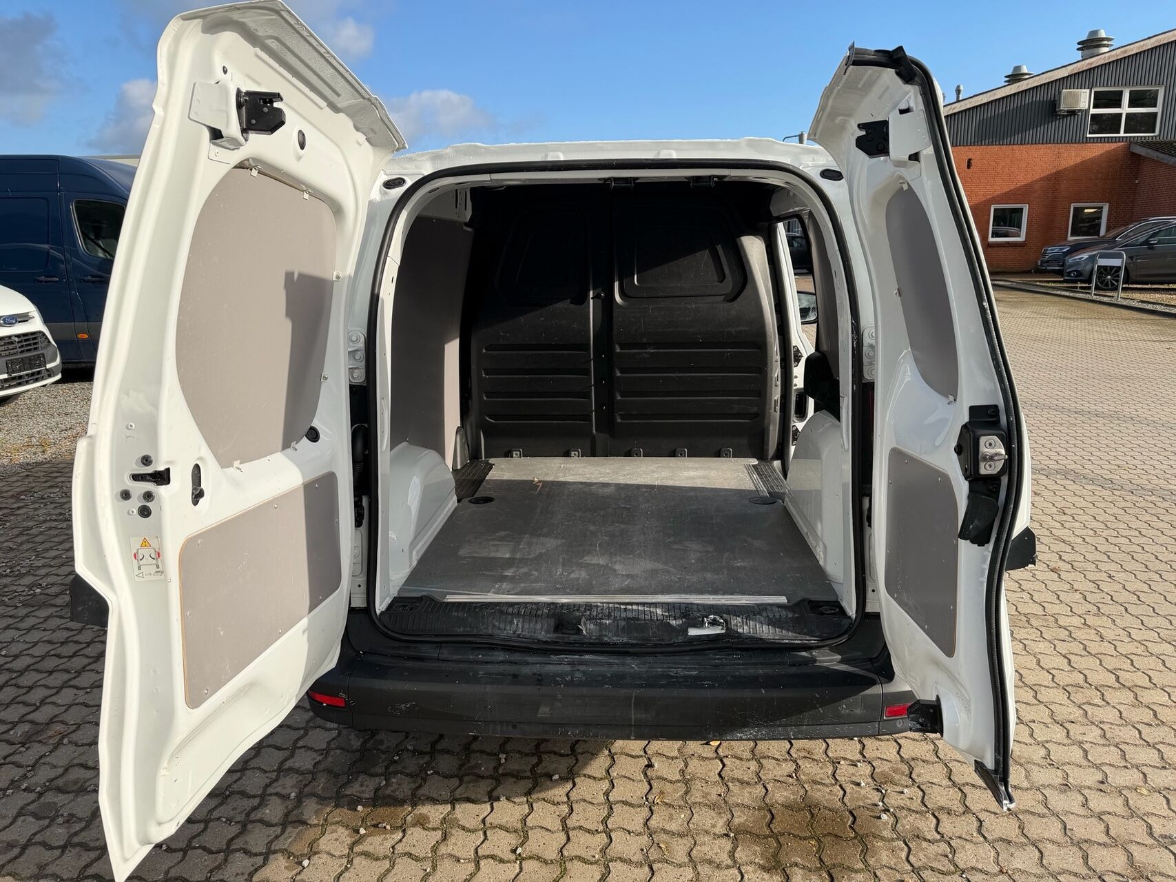 Hvid Mercedes Citan fra 2022
