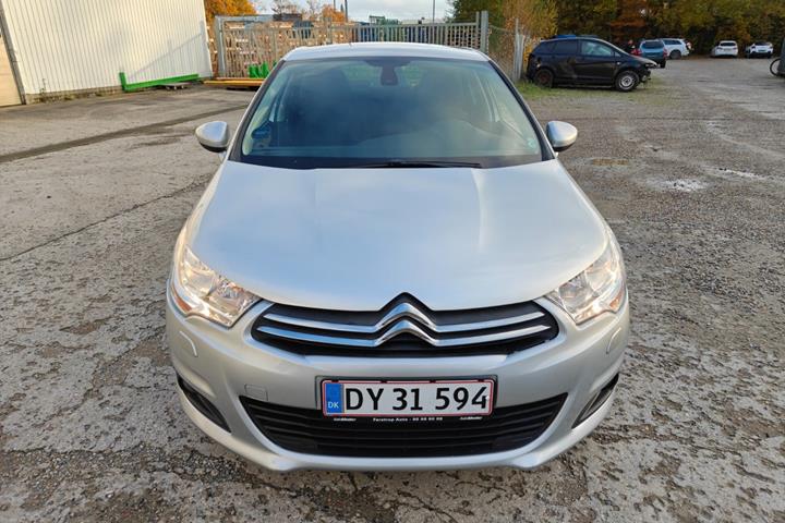 Gul Citroën C4 fra 2011