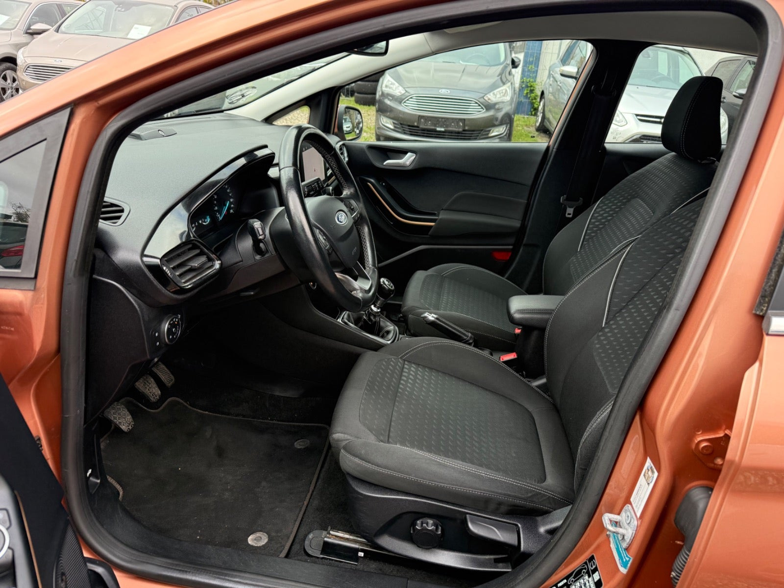 Bronze Ford Fiesta fra 2017