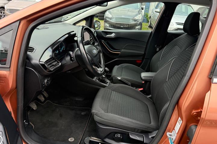 Bronze Ford Fiesta fra 2017