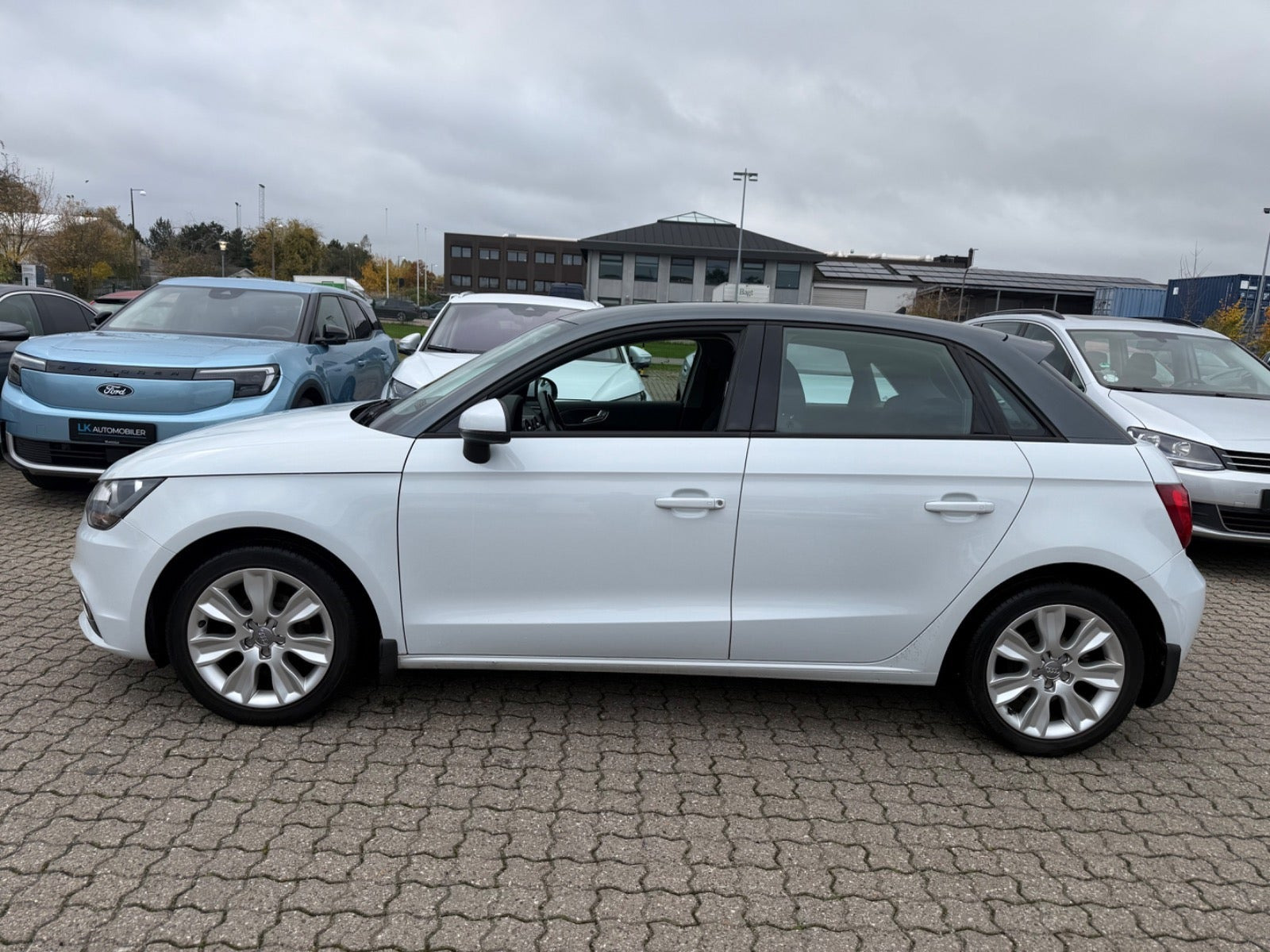 Hvid Audi A1 fra 2012