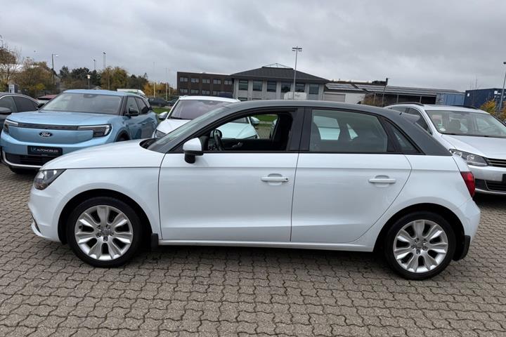 Hvid Audi A1 fra 2012
