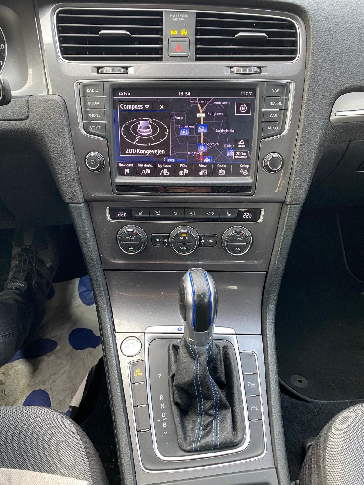 Hvid VW e-Golf VII fra 2014
