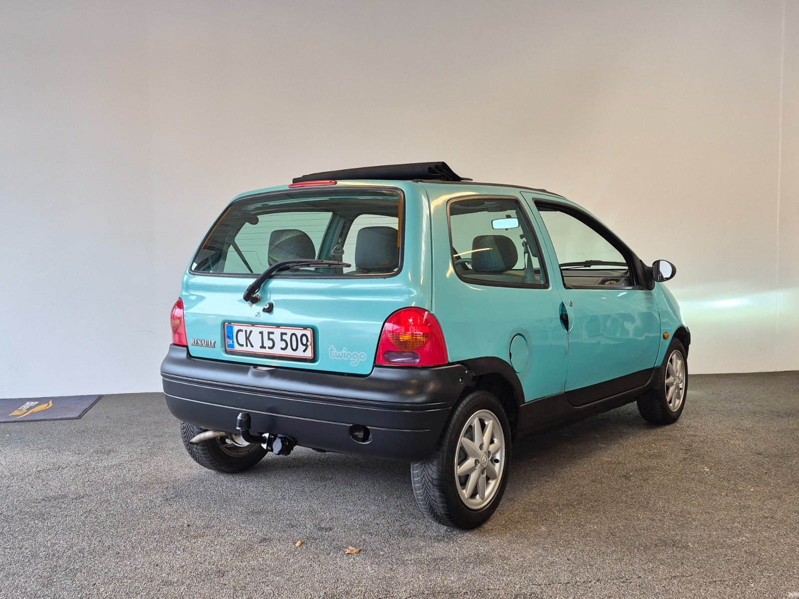 Blå Renault Twingo fra 2001
