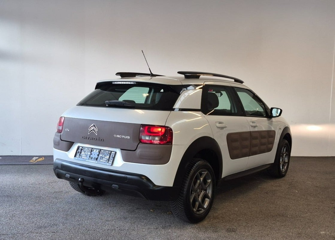 Hvid Citroën C4 Cactus fra 2014