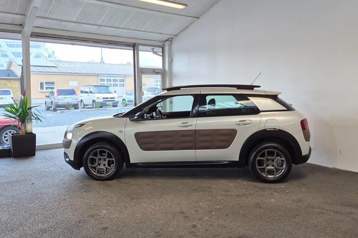 Hvid Citroën C4 Cactus fra 2014